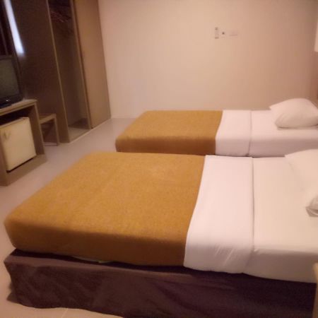 Tongpoon Hotel Bangkok Eksteriør bilde